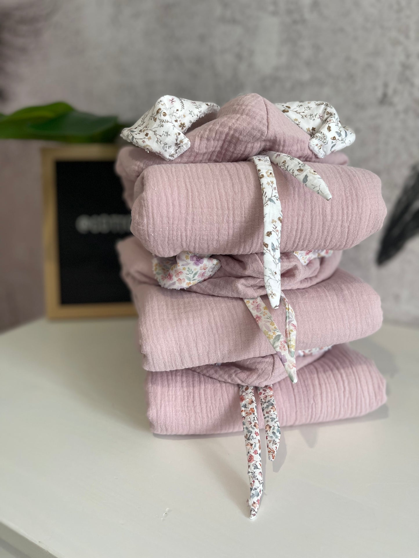 Poncho RaBBit Rosa empolvado